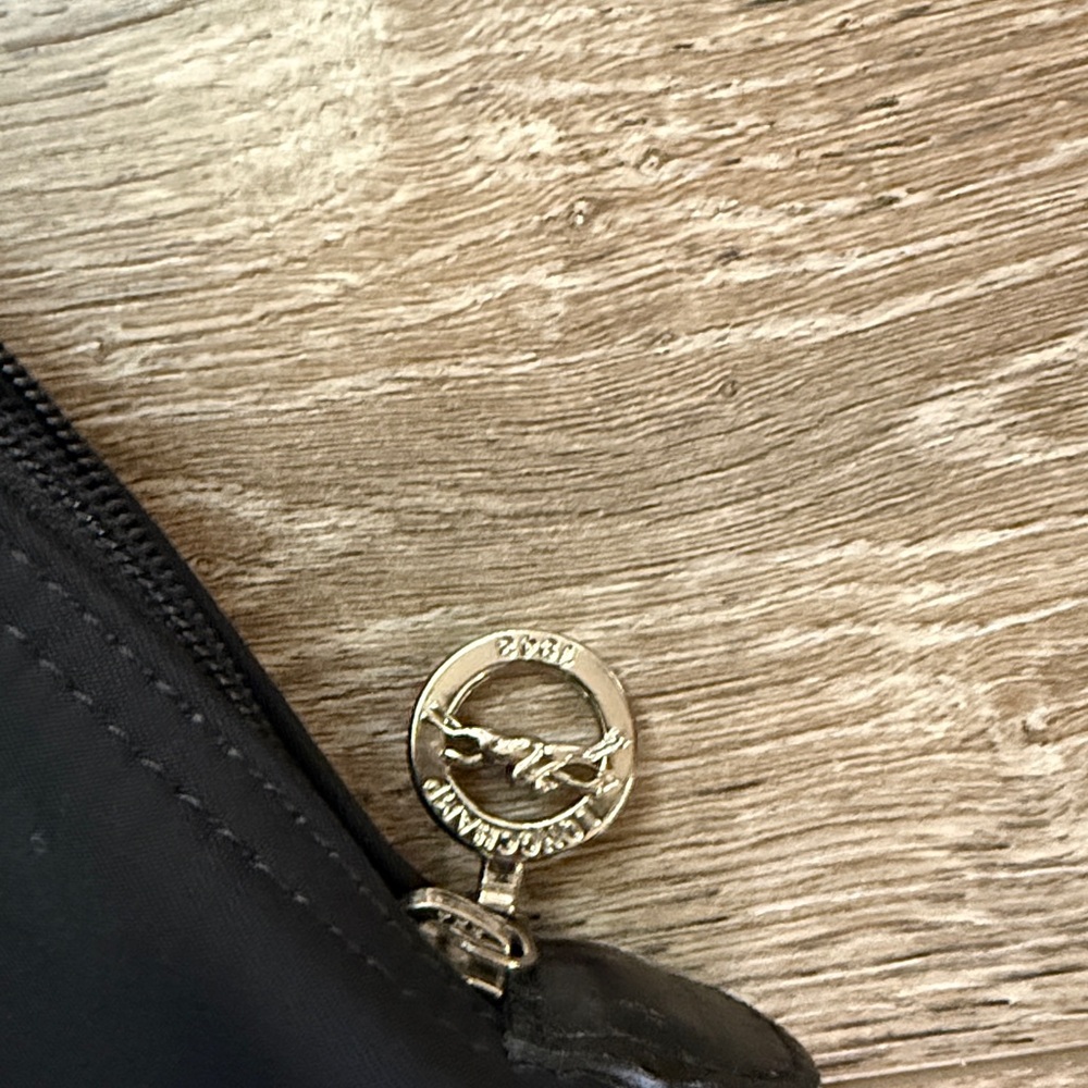 Longchamp Pilage Tote Bag with Leather Handles and Flap! - Picture 4 of 8